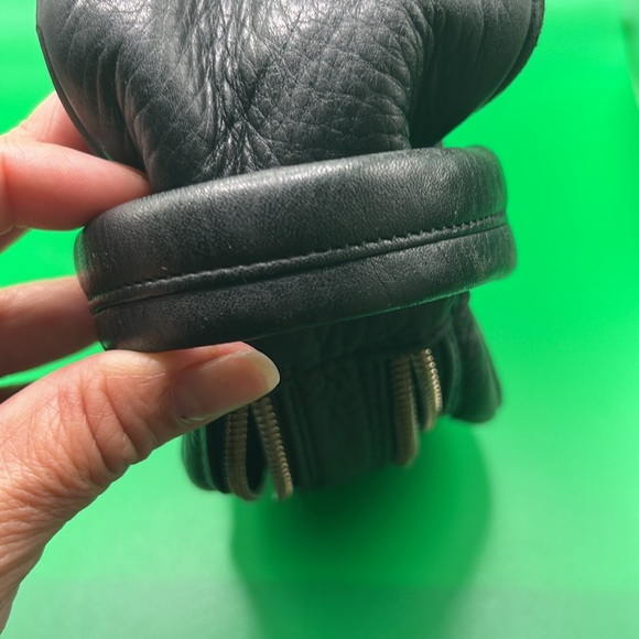 Balenciaga toiletry bag - Picture 14 of 16